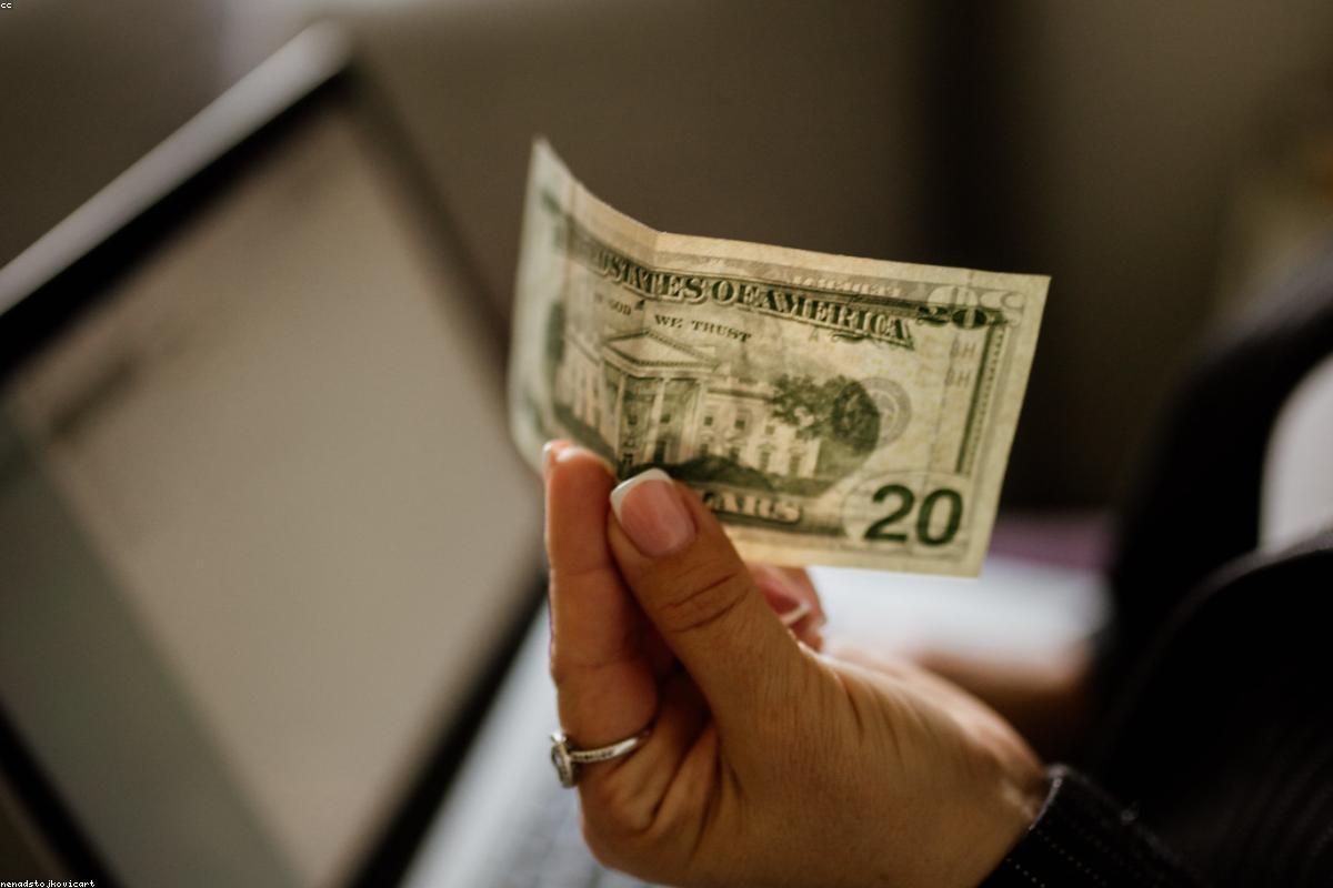 Business and Pricing Graphics