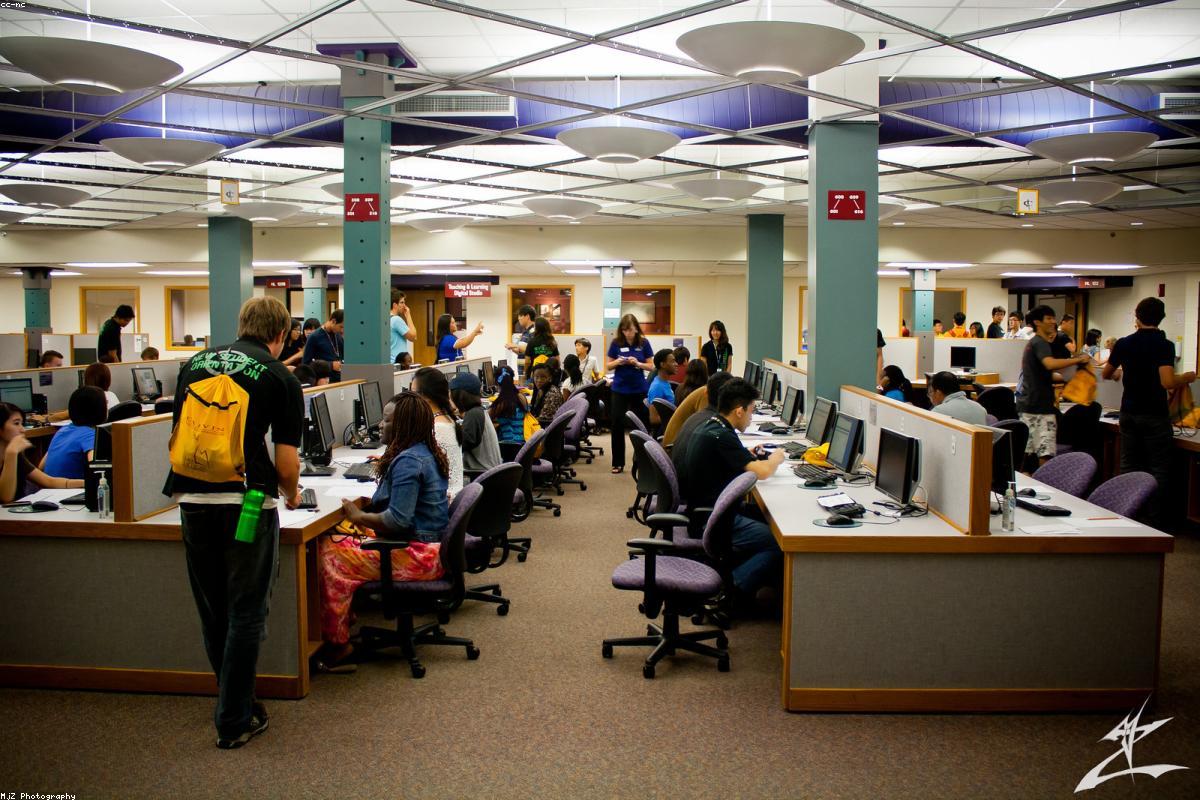 Computer helpdesk IT support representative