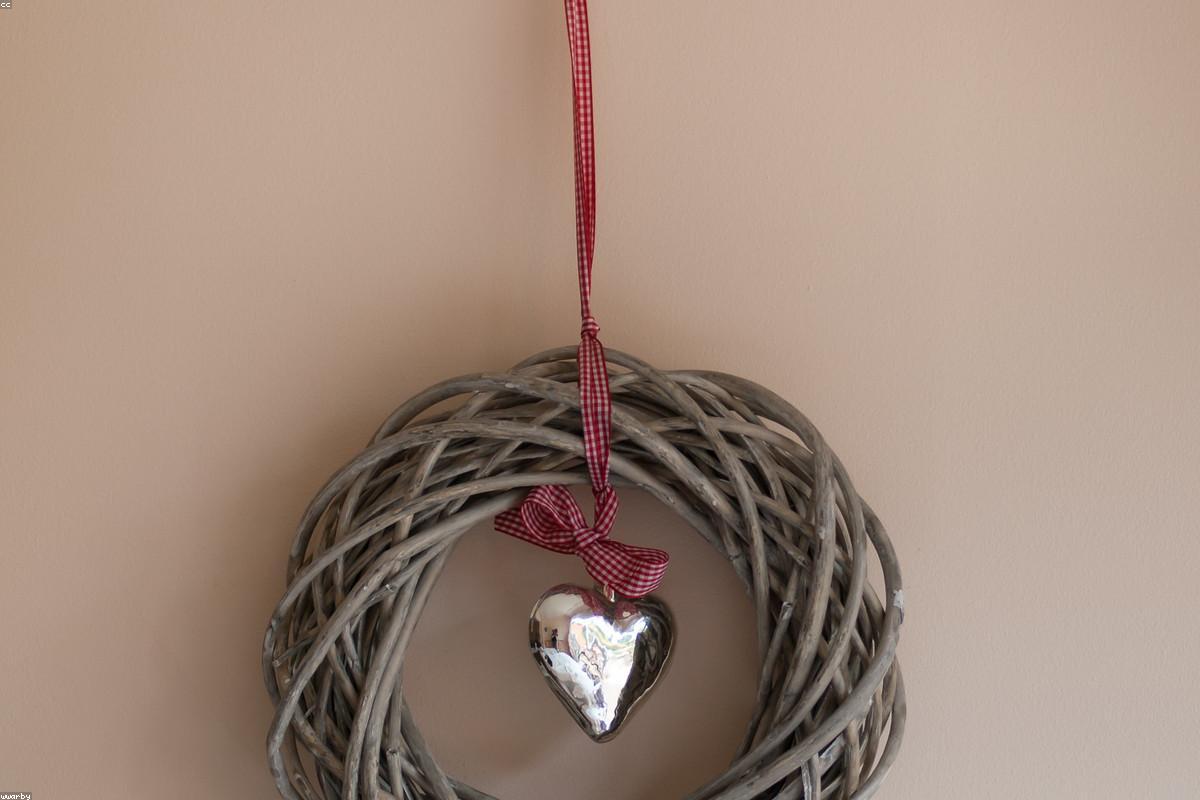 A circular loop indicating failed navigation routing