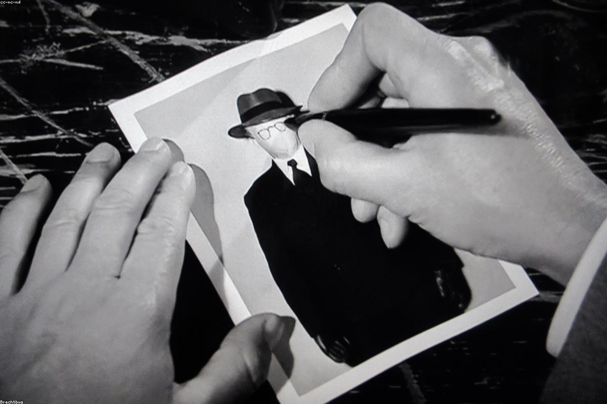 Blank white screen laptop error monitor